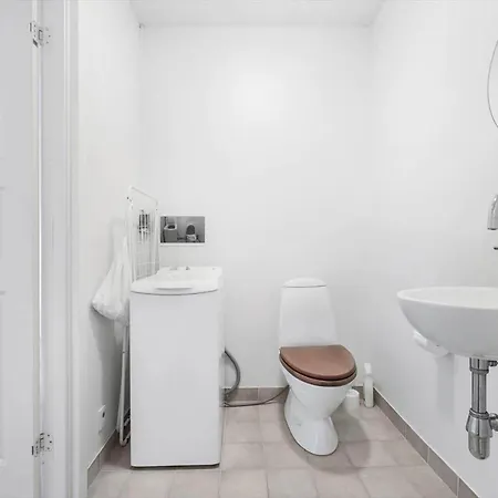 4787-Aakirkeby-Haregade-14-Lejl-38 Apartment *